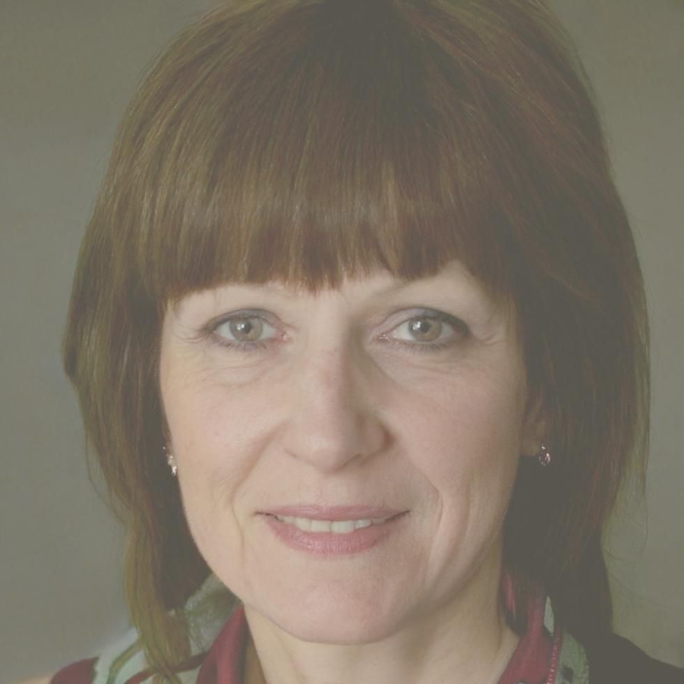 Portrait of instructor Yelena Vasquez