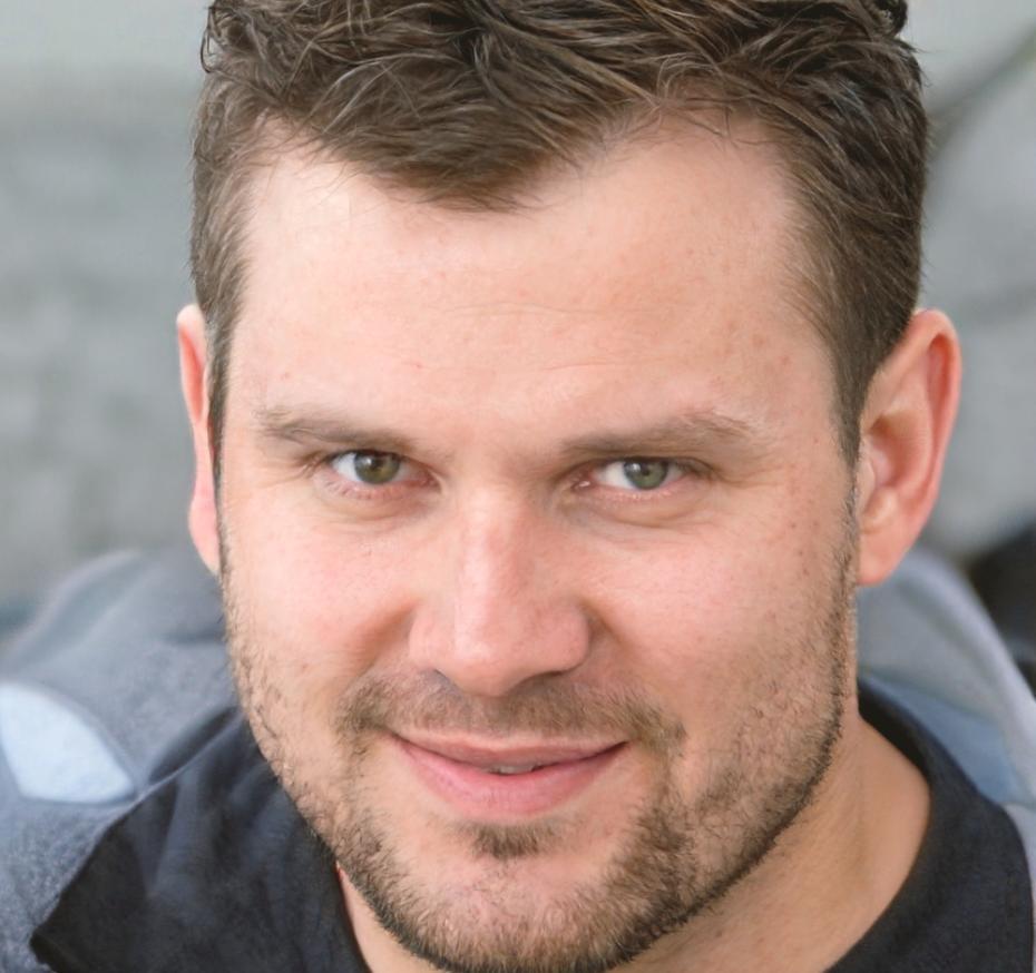 Portrait of instructor Dimitri Kozlov